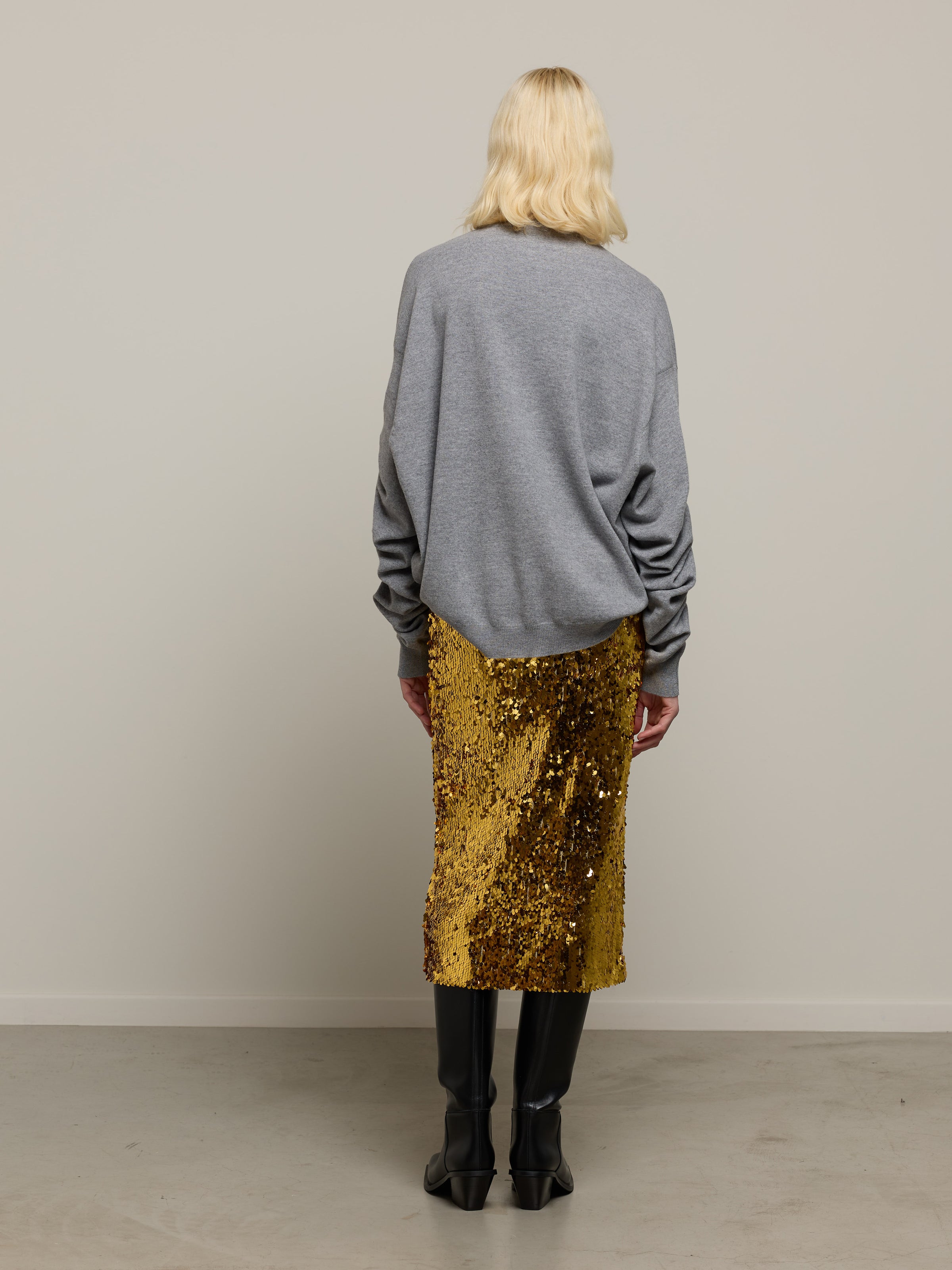 Oversized Pullover mit Volantärmel