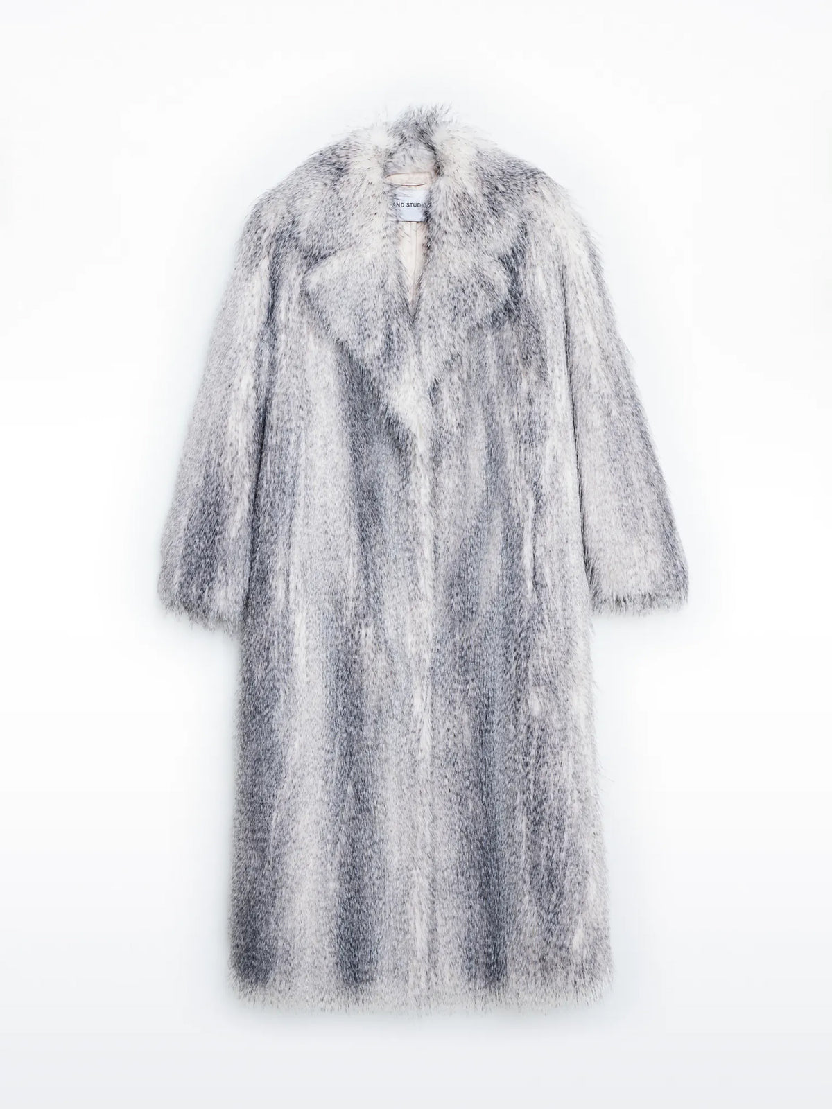 Julie Coat in Fake-Fur