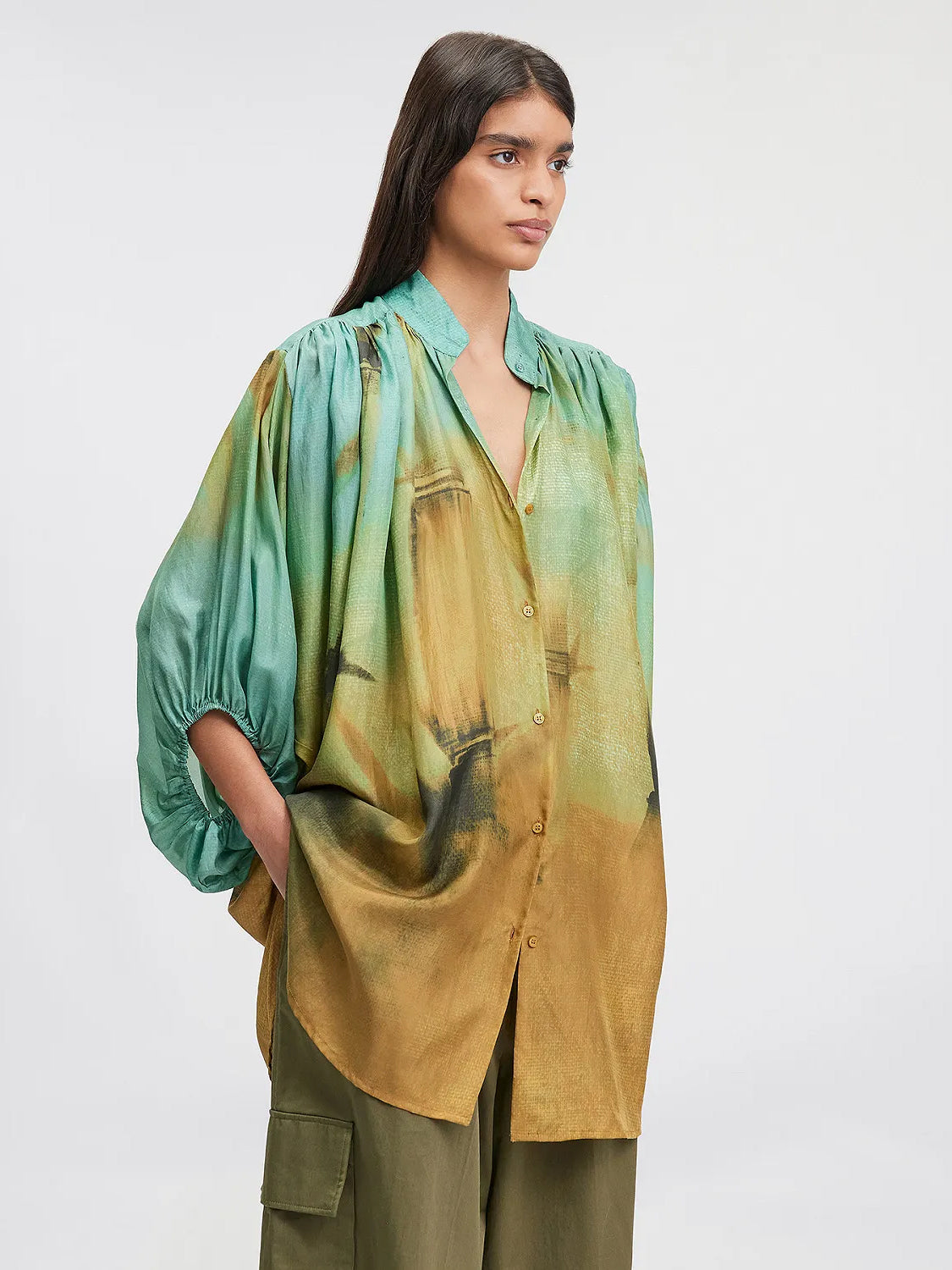 Lange oversized Bluse aus Seide